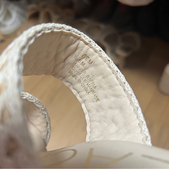 BEACH by Matisse Gem Platform Block Heel. Size 8. - Picture 5 of 5